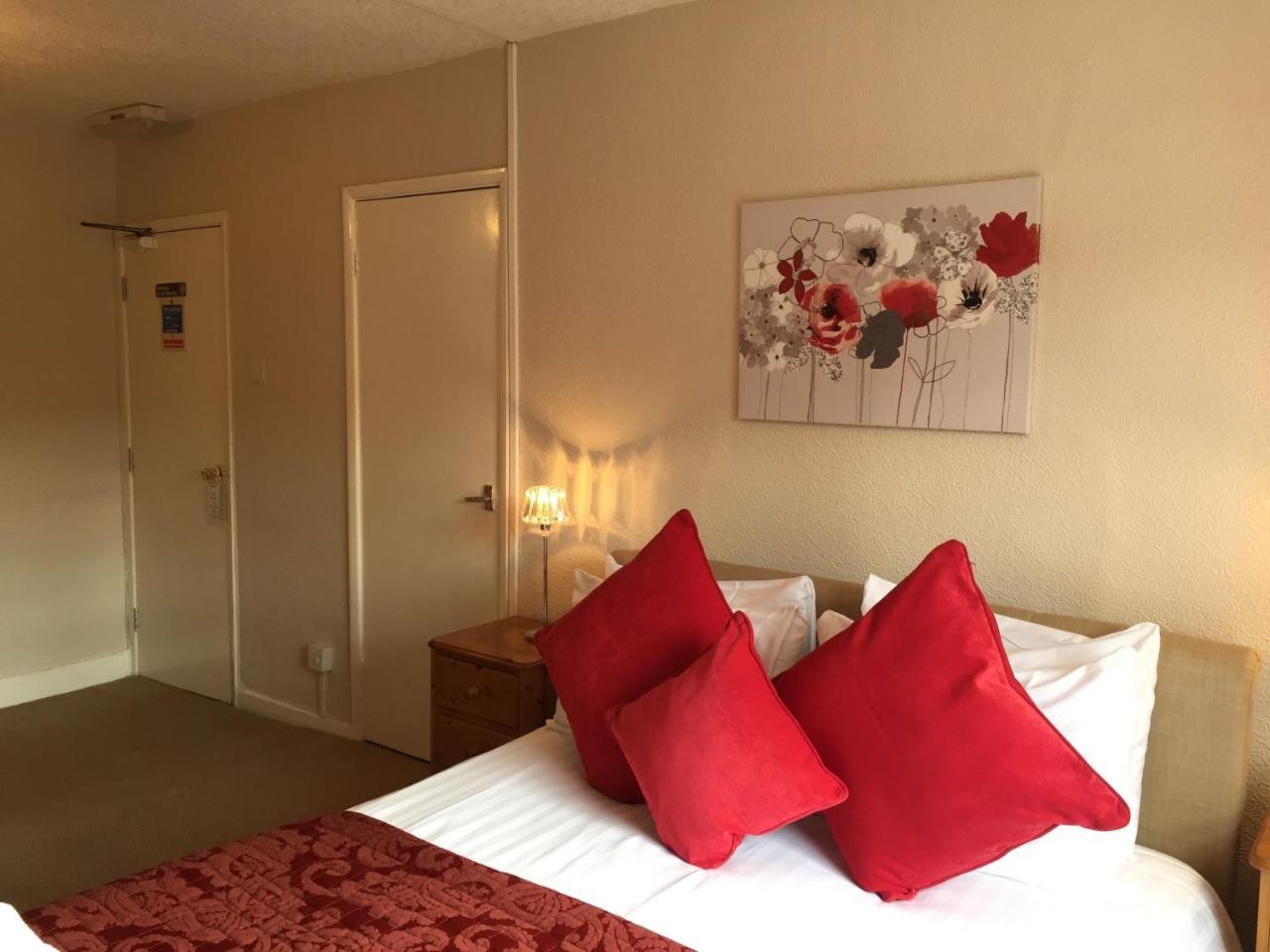 The Black Bull Inn Escrick Habitación foto